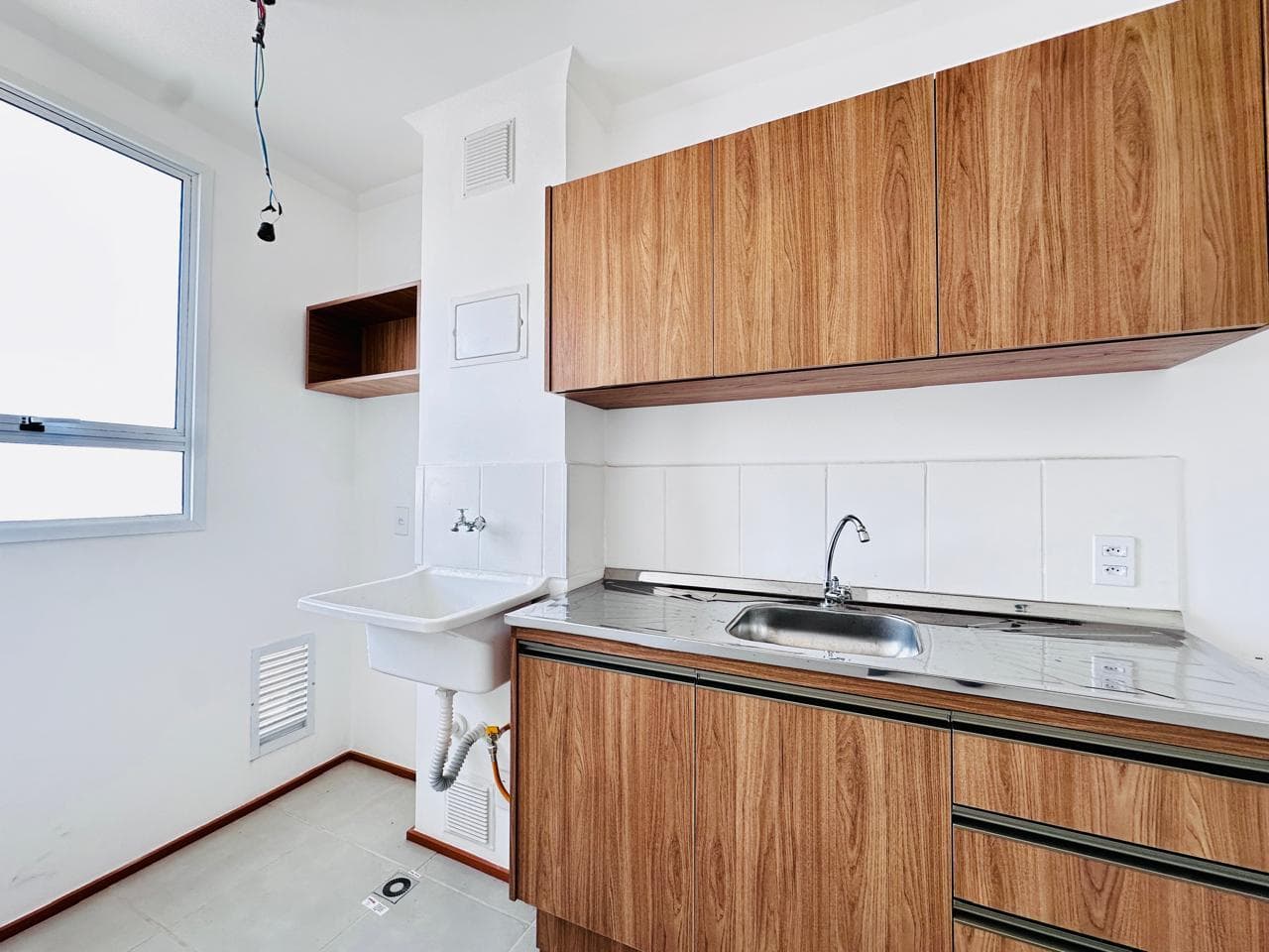 APARTAMENTO 2 QUARTOS, 1 SUÍTE COM ARMÁRIOS- ELDORADO - RES. VIDA MILÃO
