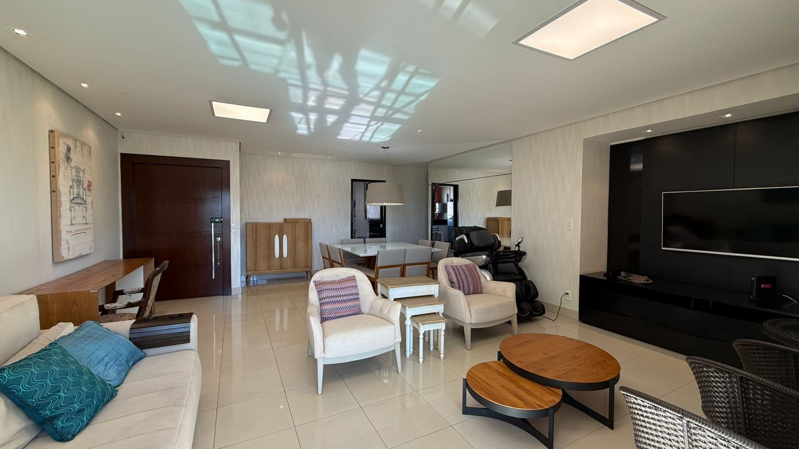 APARTAMENTO 3 QUARTOS E 1 SUITE SETOR BUENO - SOUSA ANDRADE