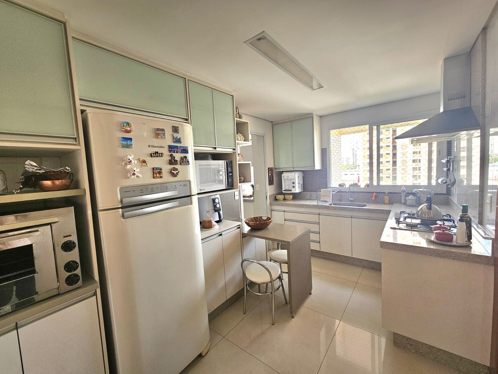 APARTAMENTO 3 SUITES - 2 VAGAS - SETOR BUENO - ATMOSPHERE FRONT PARK