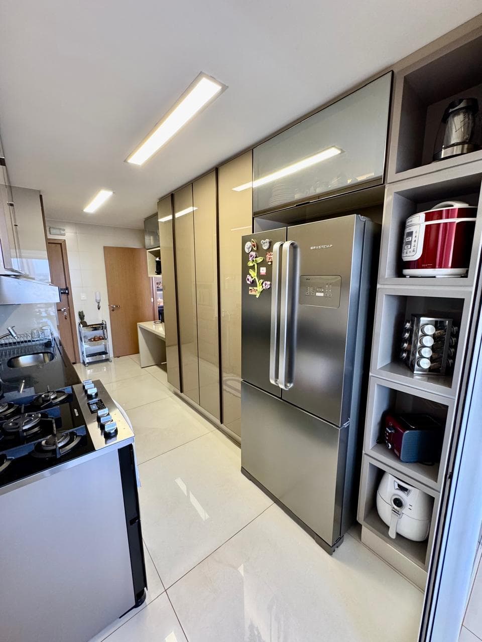 APARTAMENTO 3 SUITES NO SETOR BUENO - Persona Bueno