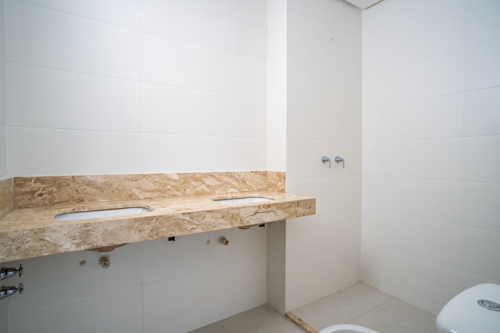 APARTAMENTO 3 SUITES PLENAS 02 VAGAS NO BUENO - SOHO BUENO