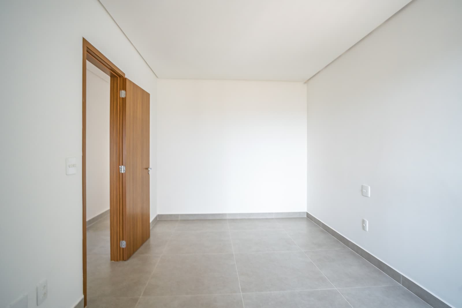 APARTAMENTO 3 SUITES PLENAS 02 VAGAS NO BUENO - SOHO BUENO