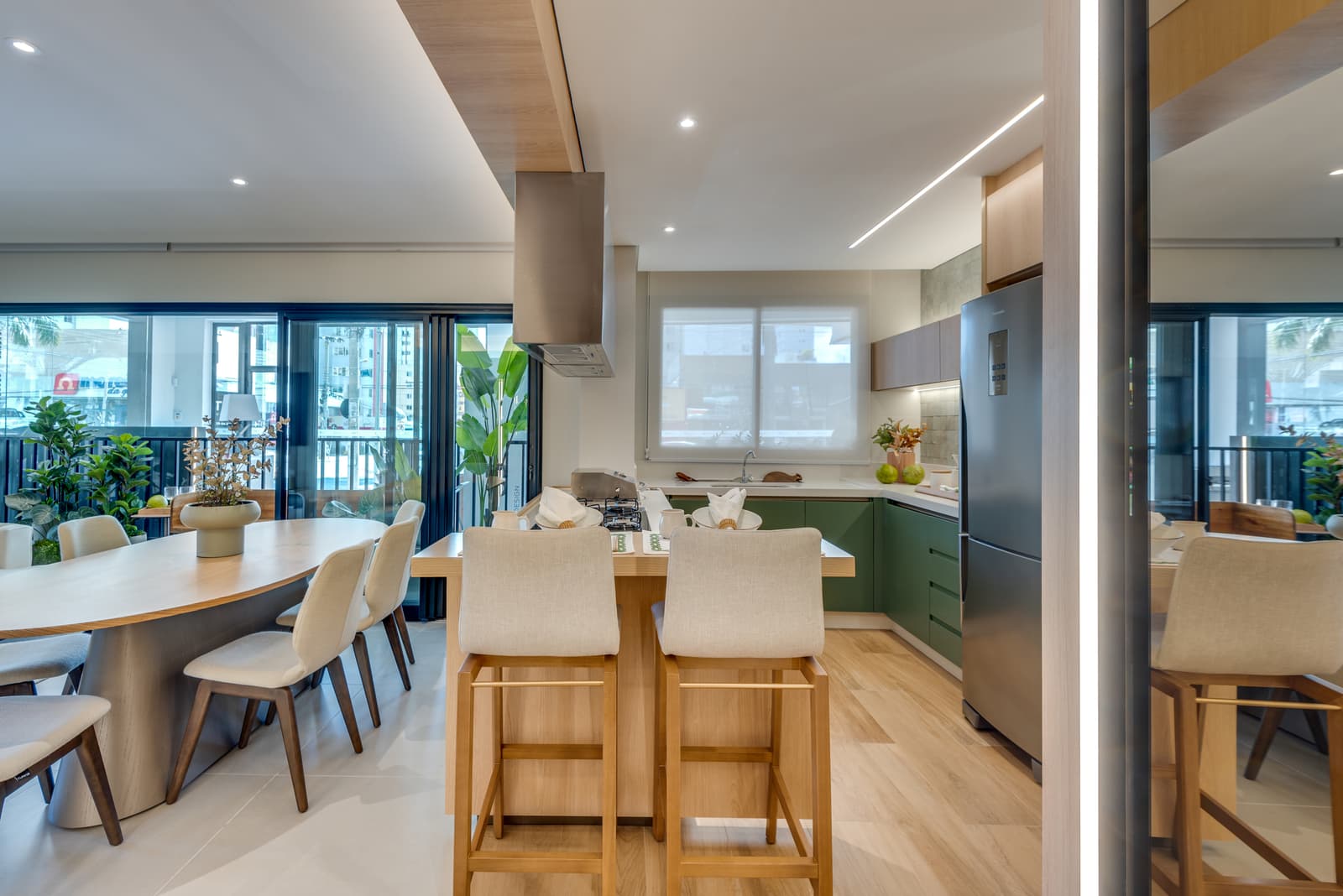 APARTAMENTO 3 SUITES - St. Bela Vista - ALT 65