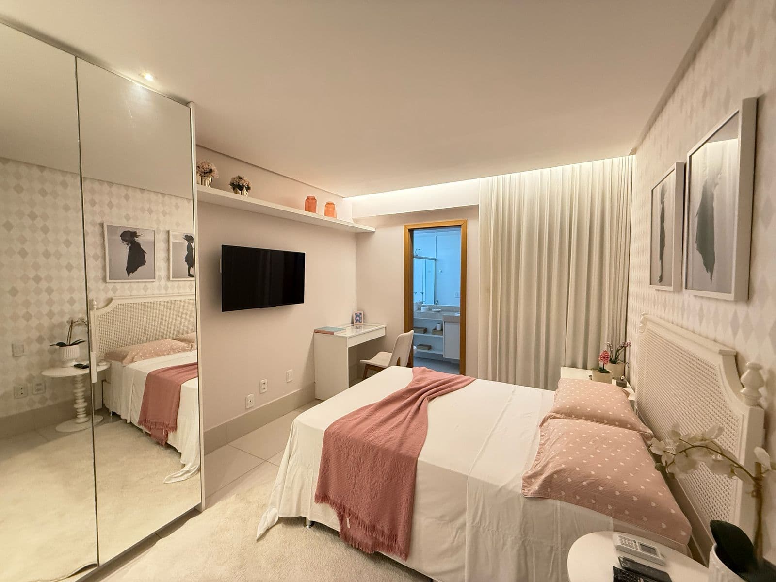 APARTAMENTO 4 SUITES PLENAS NO SETOR OESTE - POEME LAGO DAS ROSAS