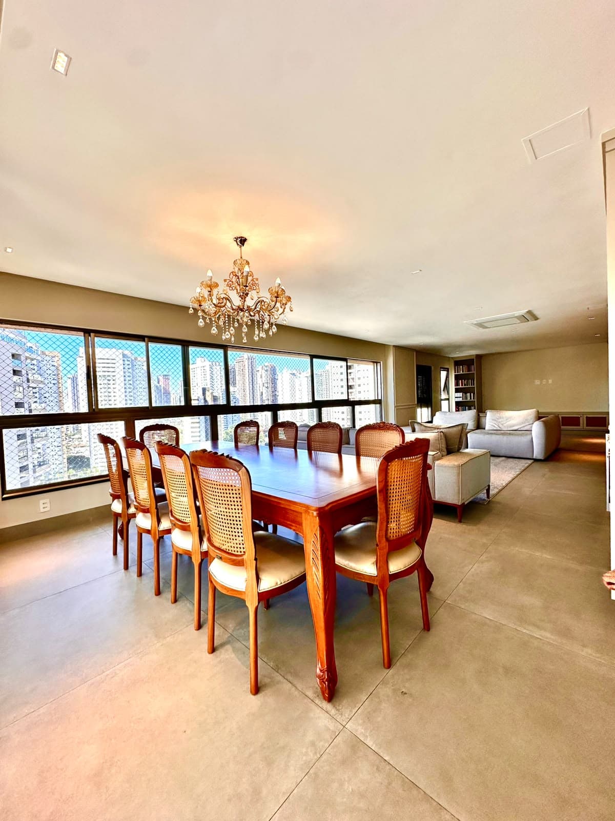 Apartamento à Venda com 3 Suítes - Treze 36 | Setor Marista | Goiânia/GO