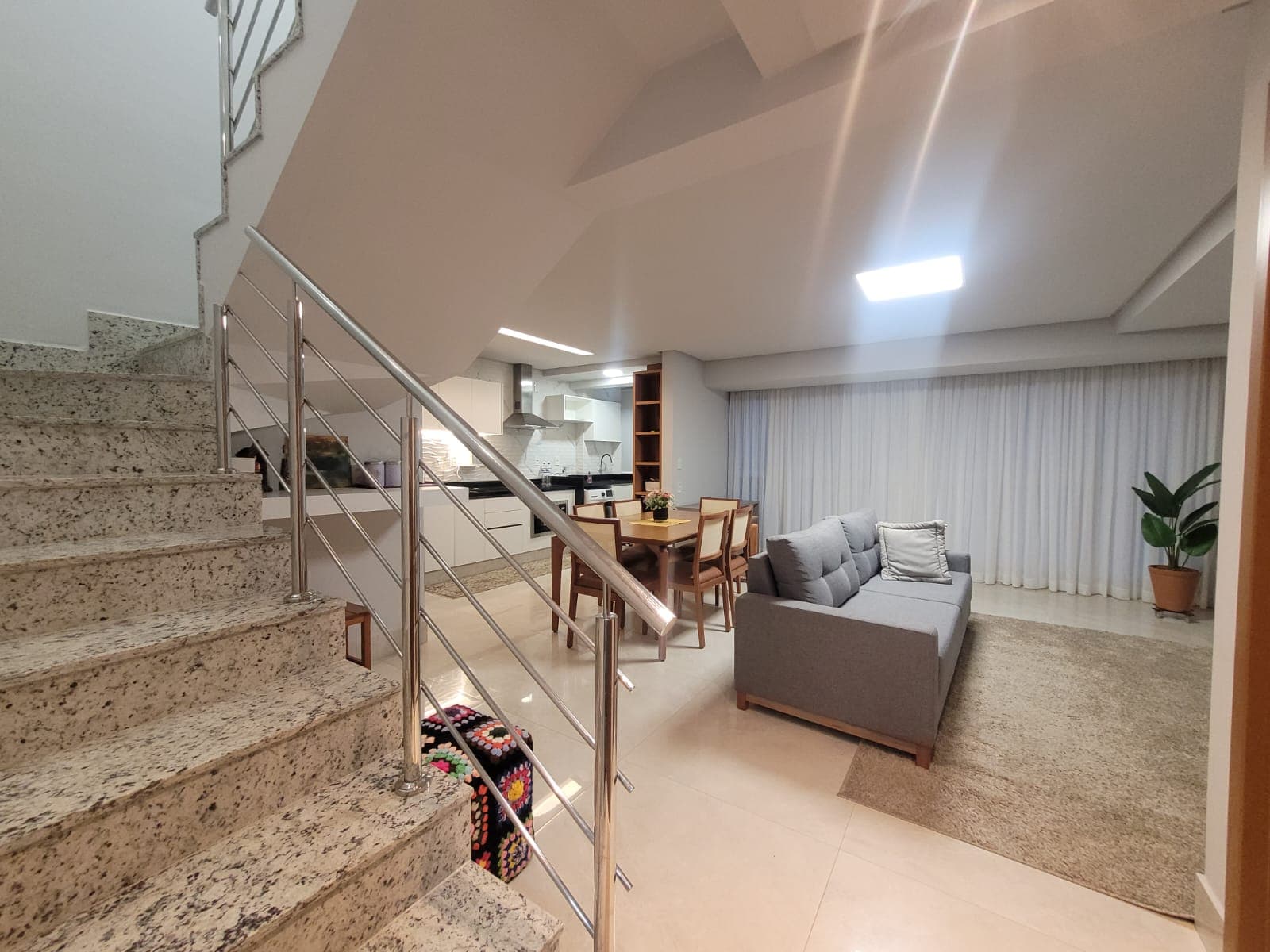 APARTAMENTO DUPLEX 2 SUITES NO MARISTA - QUASAR MARISTA