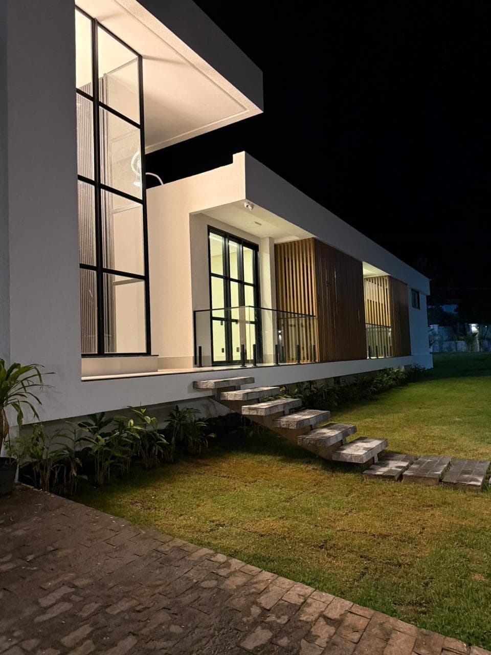 CASA CONDOMÍNIO DE CHÁCARA 3 SUITES PLENAS-VILA VERDE