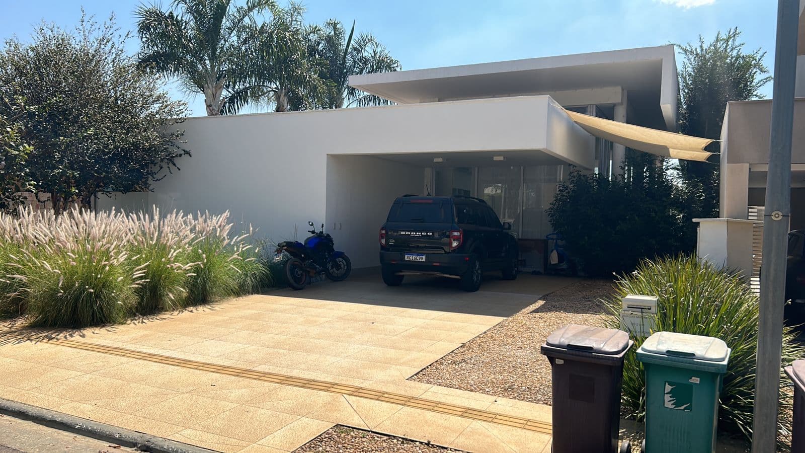 Casa Térrea em Condominio 4 suítes plenas - Jardins Verona